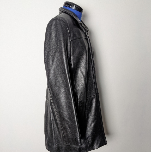 Danier long black leather jacket - Picture 6 of 8